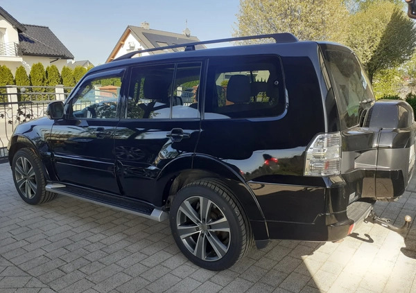 Mitsubishi Pajero cena 137760 przebieg: 129000, rok produkcji 2016 z Wrocław małe 56